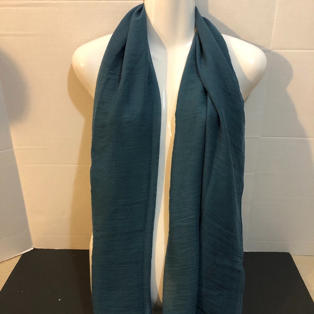 Women’s All Season Scarf